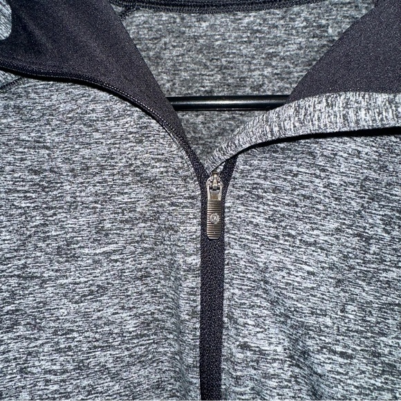Lululemon Always Alert 1/2 Zip - Picture 2 of 6